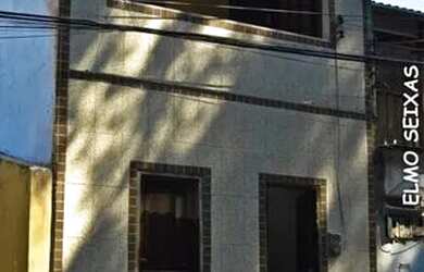 Imagem: A casa possui 2 Dormitórios, 1 Banheiro, 80m² de Área e