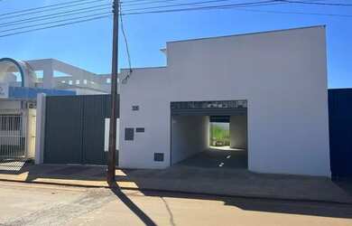 Imagem: O depósito possui 360m² de Área e está localizado em Víviam