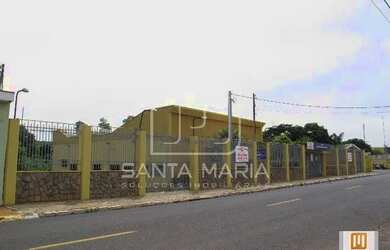 Imagem: O depósito possui 5 Vagas na garagem, 505m² de Área e está