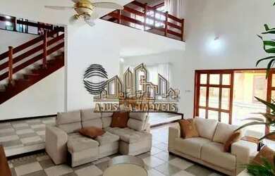 Imagem: A casa em condomínio possui 4 Dormitórios, 5 Banheiros, 4