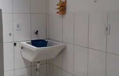 Imagem 3: ALUGA-SE CASA. 1 Banheiroe2 Dormitórios