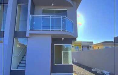 Imagem: A casa possui 2 Dormitórios, 3 Banheiros, 1 Vaga na garagem