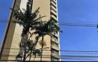 Imagem: O apartamento possui 4 Dormitórios, 3 Banheiros, 2 Vagas na