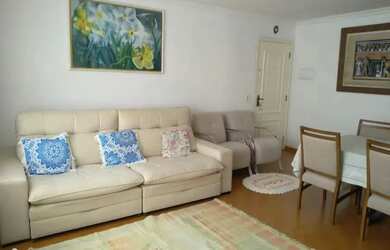 Imagem: O apartamento possui 3 Dormitórios, 1 Banheiro, 1 Vaga na garagem