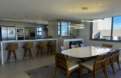 Imagem: O apartamento possui 3 Dormitórios, 4 Banheiros, 2 Vagas na