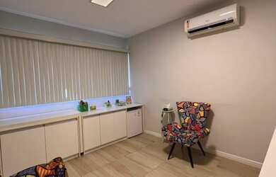 Imagem 2: Sala Comercial para Venda em Salvador, Pituba, 2 banheiros