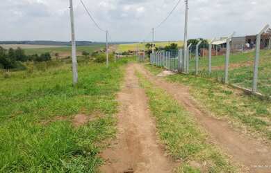 Imagem: A chácara possui 870m² de Área e está localizado em Jardim