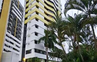 Imagem: O apartamento possui 3 Dormitórios, 4 Banheiros, 2 Vagas na