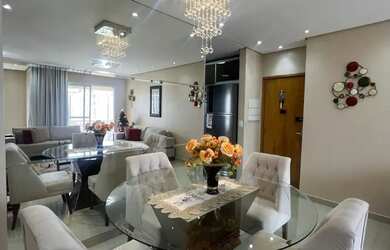 Imagem: O apartamento possui 2 Dormitórios, 2 Banheiros, 2 Vagas na