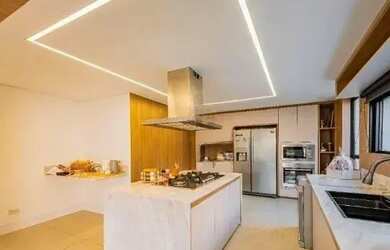 Imagem 9: Sobrado para aluguel e venda com 365 metros quadrados com 3 quartos