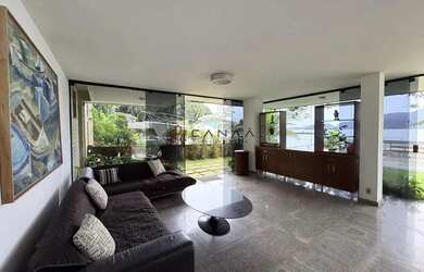 Imagem 16: Casa costeira com praia de 8 suítes, em Angra dos Reis-RJ