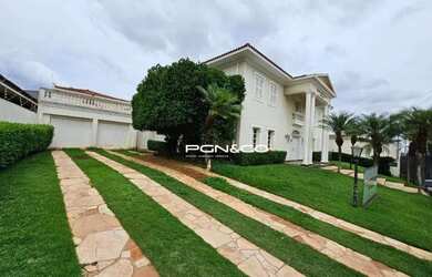 Imagem: O depósito possui 5 Vagas na garagem, 506m² de Área e está