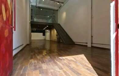 Imagem: O depósito possui 620m² de Área e está localizado em Vila