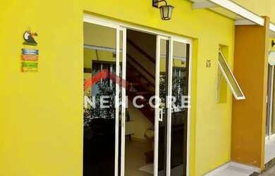 Imagem: A casa em condomínio possui 2 Dormitórios, 2 Banheiros, 1