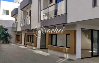 Imagem: A casa em condomínio possui 3 Dormitórios, 1 Banheiro, 1 Vaga