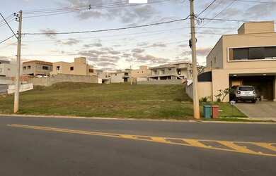 Imagem 2: Terreno à venda no bairro Jardins Capri - Senador Canedo/GO