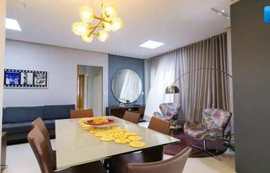 Imagem: O apartamento possui 3 Dormitórios, 2 Banheiros, 2 Vagas na