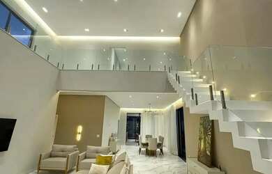 Imagem: A casa em condomínio possui 4 Dormitórios, 5 Banheiros, 4