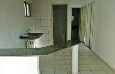 Imagem: O apartamento possui 2 Dormitórios, 2 Banheiros, 1 Vaga na