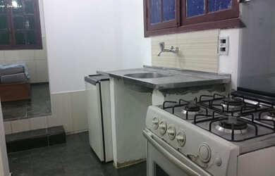 Imagem: A kitnet possui 4 Dormitórios, 1 Banheiro, 20m² de Área e