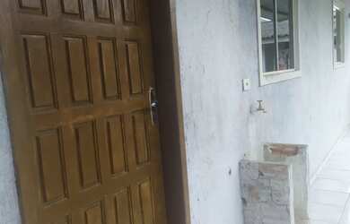 Imagem: A casa possui 1 Dormitório, 1 Banheiro e 40m² de Área e está