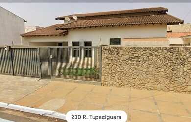 Imagem 2: Casa no Centro Planura MG