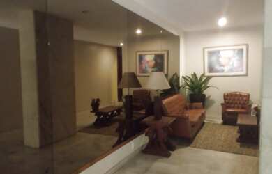 Imagem: O apartamento possui 3 Dormitórios, 1 Banheiro e 100m² de