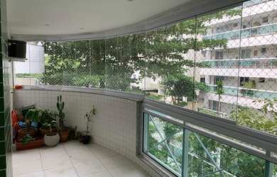 Imagem 3: Freguesia rua nobre excelente 3 qts mais dependências varandão frente...