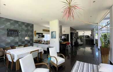 Imagem 3: Casa contemporânea em uns dos melhores condomínio da Granja Viana