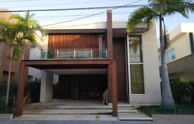 Imagem: A casa em condomínio possui 3 Dormitórios, 5 Banheiros, 4