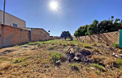 Imagem: O terreno possui 404m² de Área e está localizado em Jardim