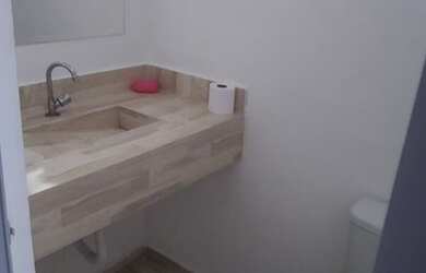 Imagem 4: Três Casas para Renda em Boa Localização no Jardim Zaira em Mauá/SP...