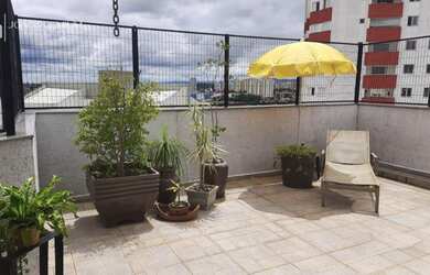 Imagem: O apartamento possui 4 Dormitórios, 3 Banheiros, 2 Vagas na