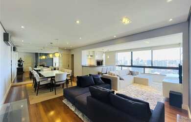 Imagem: O apartamento possui 3 Dormitórios, 3 Banheiros, 2 Vagas na