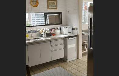 Imagem 6: Vende ótimo apartamento em Tirol com três quartos sendo duas suítes