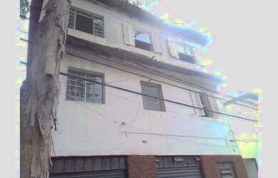 Imagem: A casa possui 5 Dormitórios, 5 Banheiros, 2 Vagas na garagem