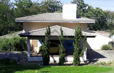 Imagem: A casa em condomínio possui 3 Dormitórios, 5 Banheiros, 5