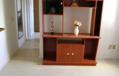 Imagem: O apartamento possui 1 Dormitório, 2 Banheiros, 1 Vaga na garagem