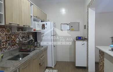 Imagem 5: Apartamento localizado a 300 metros da praia, vista livre da sacada. Na...