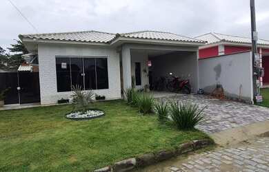 Imagem: A casa em condomínio possui 3 Dormitórios, 3 Banheiros, 3