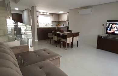 Imagem 5: Vende-se Linda Casa Mobiliada em Condomínio Fechado na Zona Sul POA