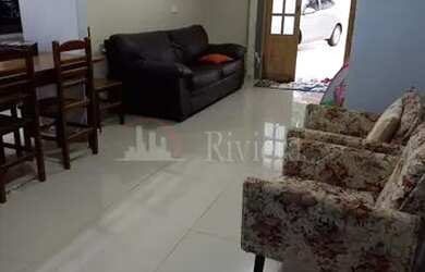 Imagem: A casa possui 2 Dormitórios, 3 Banheiros, 2 Vagas na garagem