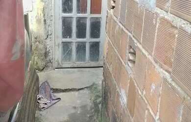 Imagem: A casa possui 1 Banheiro, 1m² de Área e está localizado