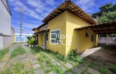 Imagem: A casa possui 2 Dormitórios, 1 Banheiro, 1 Vaga na garagem