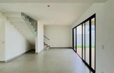 Imagem 6: Sobrado no Jardins Porto, 181 m2, 4qtos, 3suítes. Senador Canedo