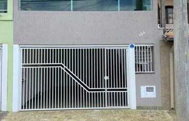 Imagem: A casa possui 1 Dormitório, 1 Banheiro, 2 Vagas na garagem