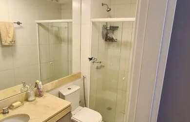 Imagem 3: Ilha Pura Viure 2Q com porteira fechada com vista parque