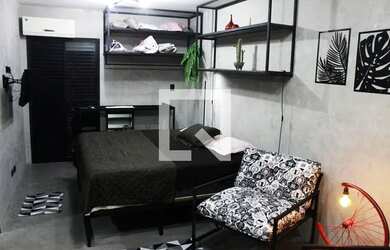 Imagem: O apartamento possui 1 Dormitório, 1 Banheiro, 1 Vaga na garagem