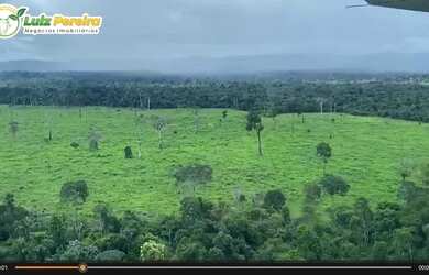 Imagem: A fazenda possui 12.584.000m² de Área, Área de serviço e