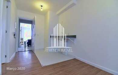 Imagem: O apartamento possui 1 Dormitório, 1 Banheiro, 28m² de Área